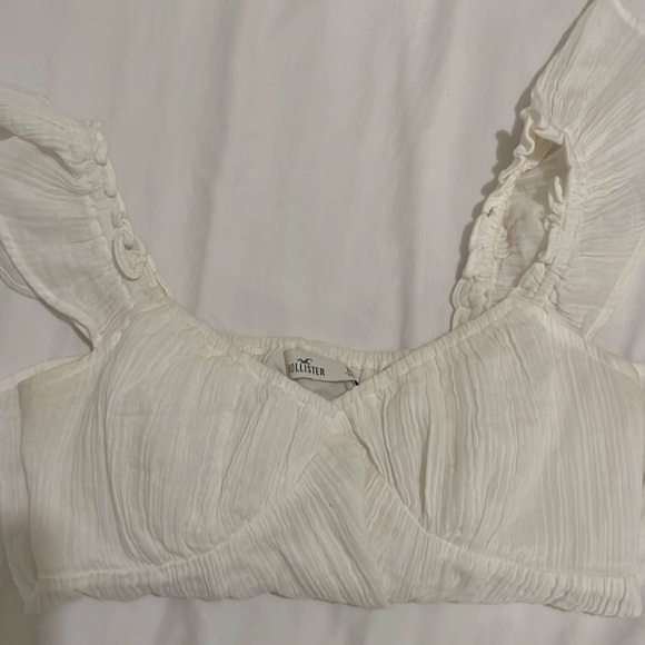 Hollister ￼Peplum white top size M - Picture 2 of 3